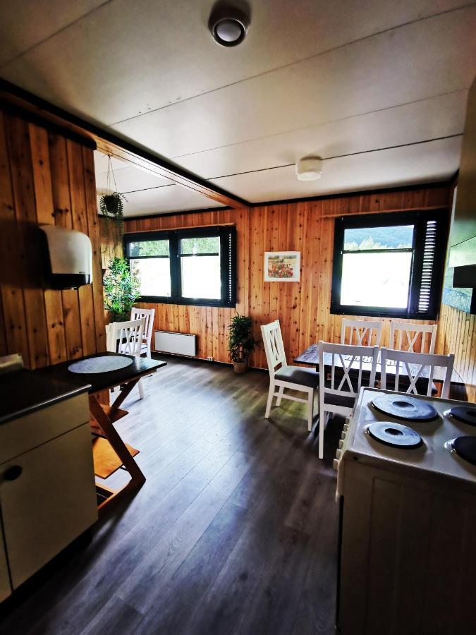 Tommerneset Camping Hotel Innhavet Kültér fotó